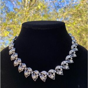 Vintage Silver Tone Rhinestone Collar Necklace w. Hook Clasp Leaf Design